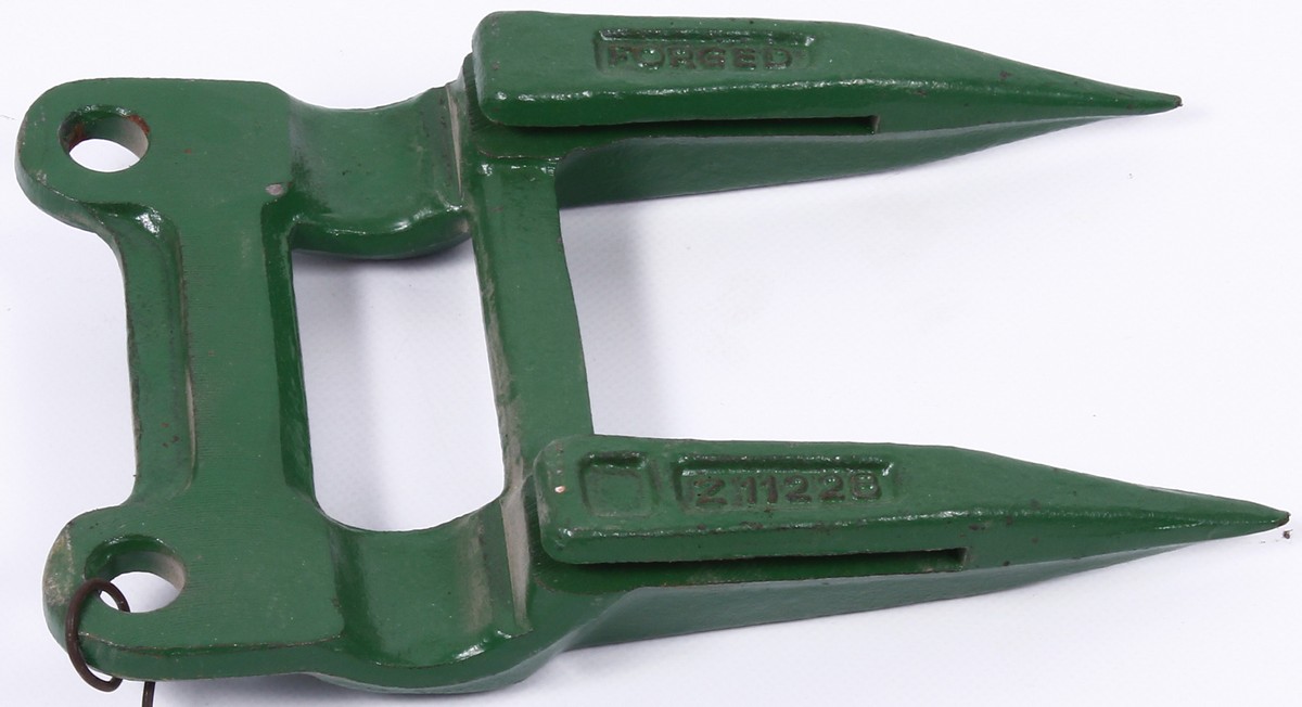 John Deere Z11228 Dvojprst JD Z 11228