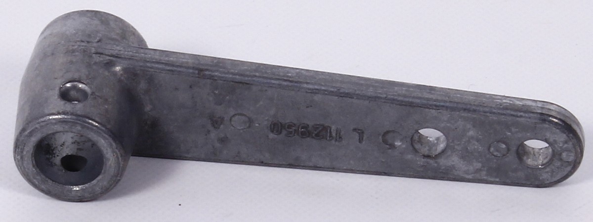 John Deere L112950 rameno