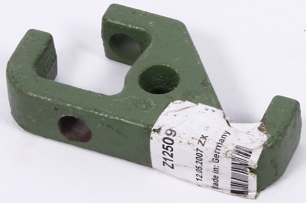 John Deere Z12509 držiak, profil