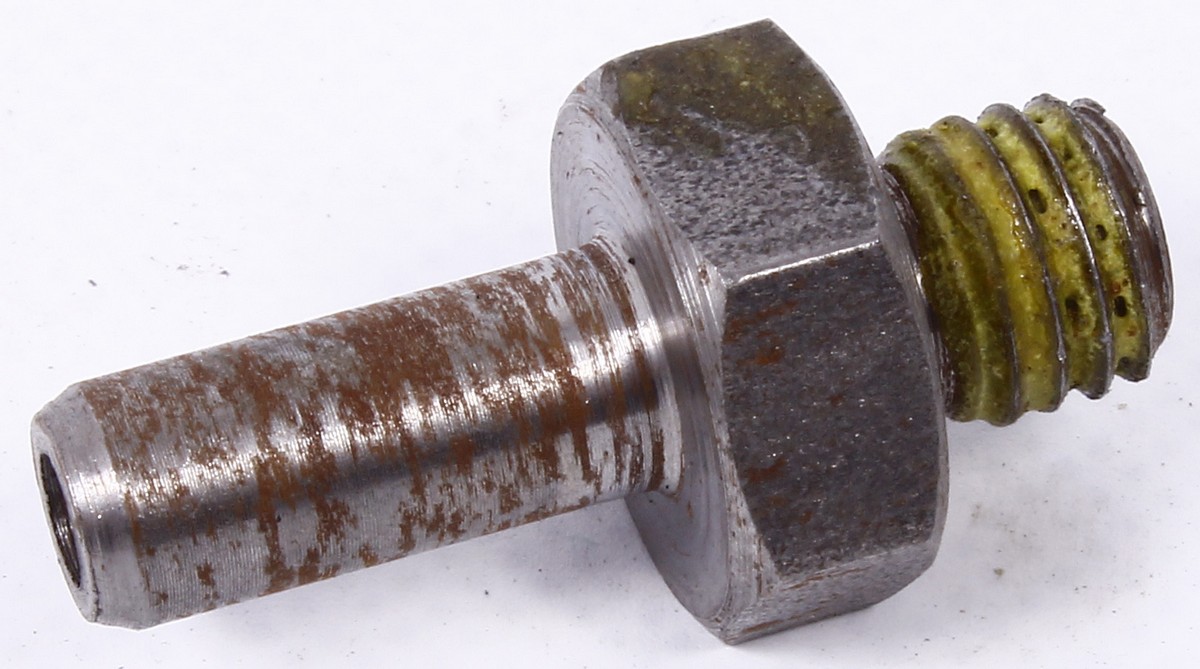 John Deere R503308 šrôbeniem fitting, spojka priama